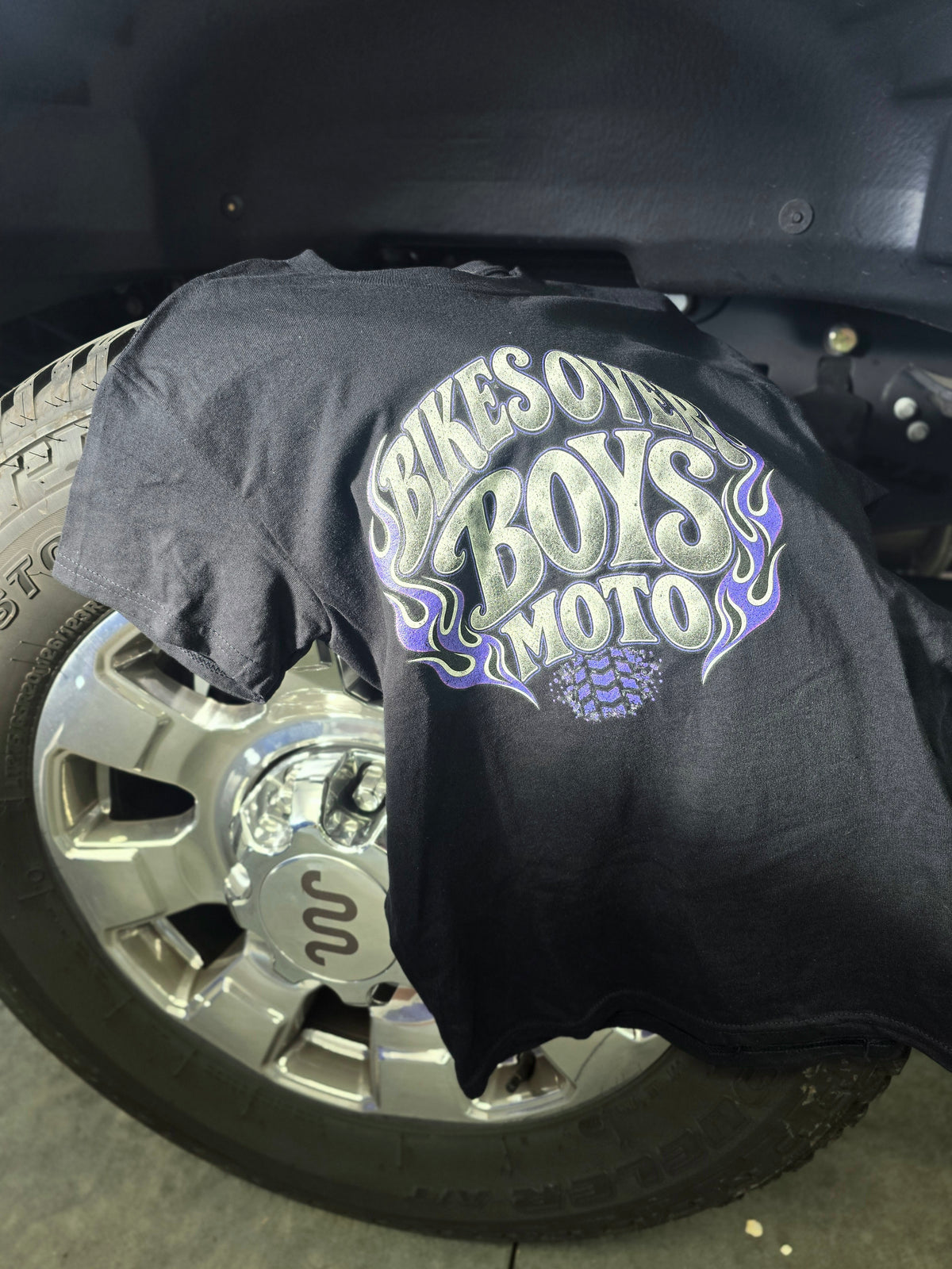 MIDNIGHT MOTO TEE